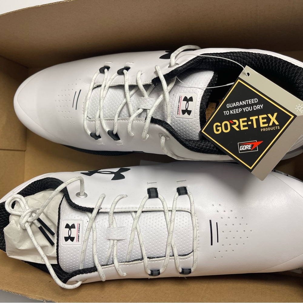 UNDER ARMOUR men’s HOVR DRIVE GTX waterproof golf shoes.  NIB SIZE 13